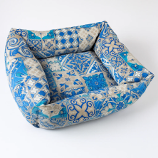 Cama Arabesco Azul: Diseño Elegante y Máximo Confort para Mascotas