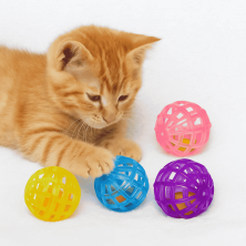 Pelotas con Cascabel para Gato (4 Uds) - Juguete Estimulante y Divertido | Fomenta el Juego Activo